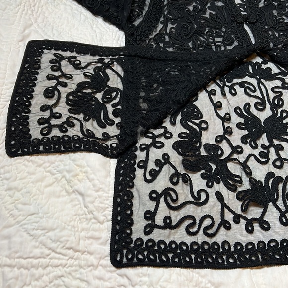 Unique Jacket - Picture 10 of 15